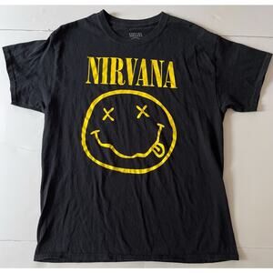 Nirvana T-Shirt Women L Black Grunge Yellow Smiley Face Band Short Sleeve